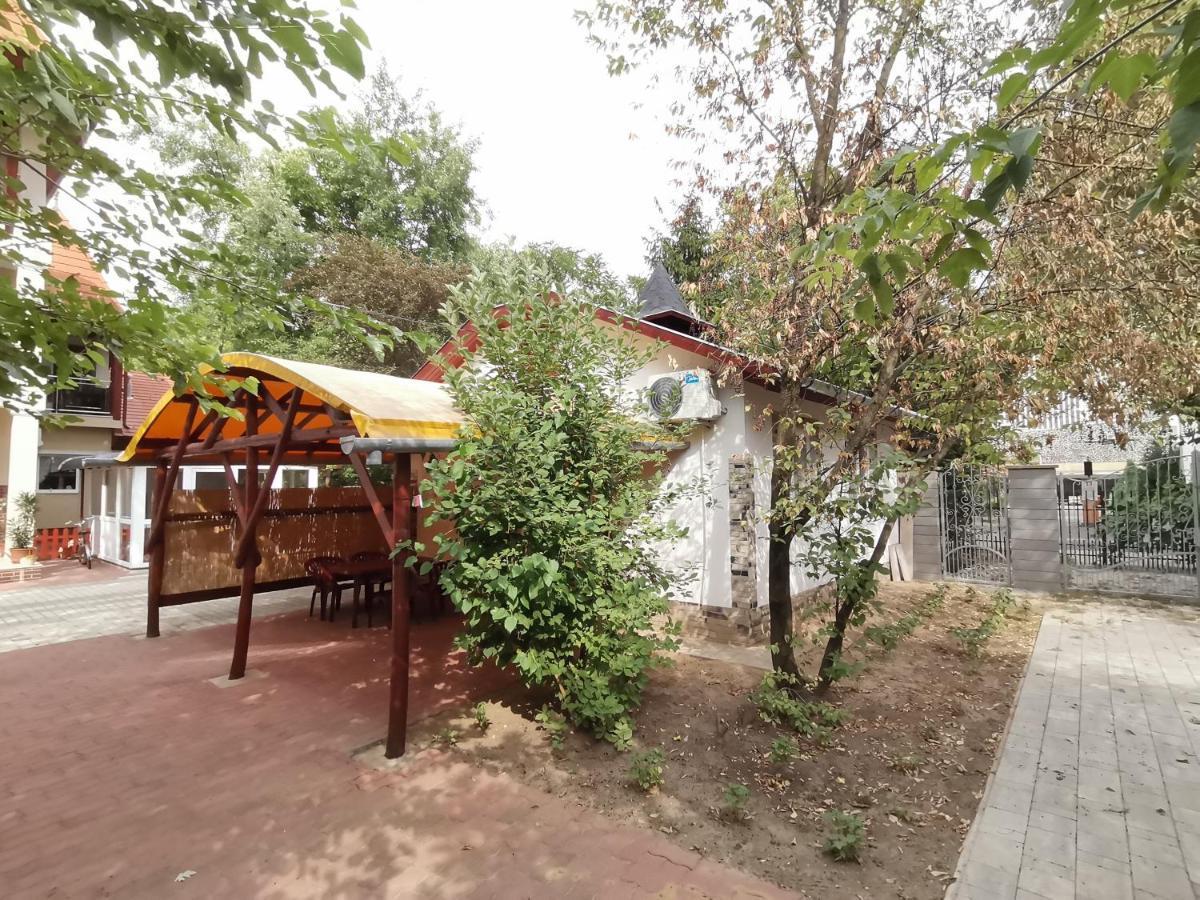 Mini Villa Hajduszoboszlo Exterior photo